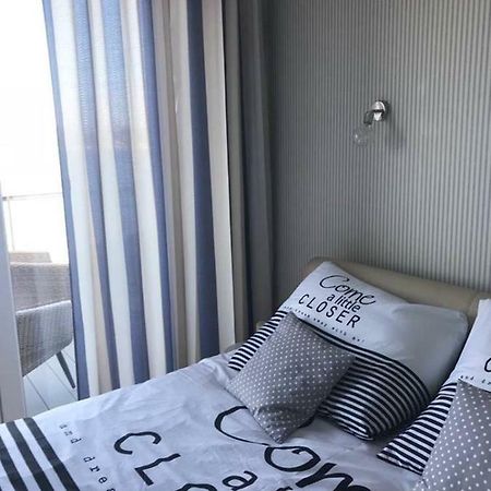 Apartament Z Widokiem Na Jezioro Daire Rydzewo Dış mekan fotoğraf